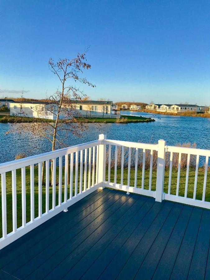 Haven Haggerston Castle Caravan Hire Cheswick  Exterior foto